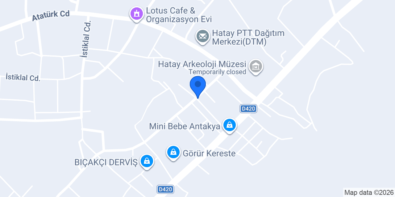 Olğun erkek kuaför konumu