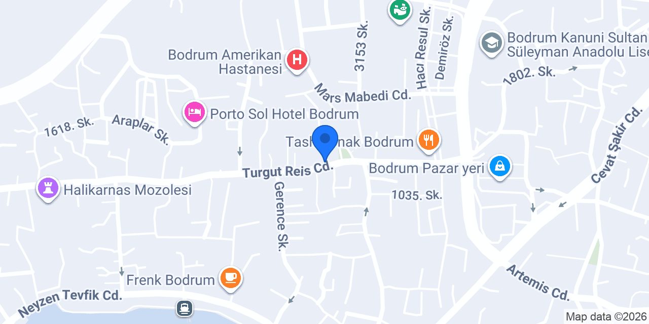 Sosyetik saç tasarımcısı konumu