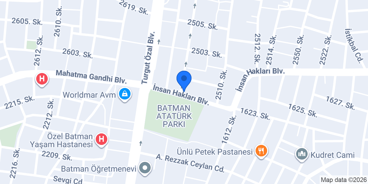 CRAZY TATTOO PIERCING STUDIO konumu