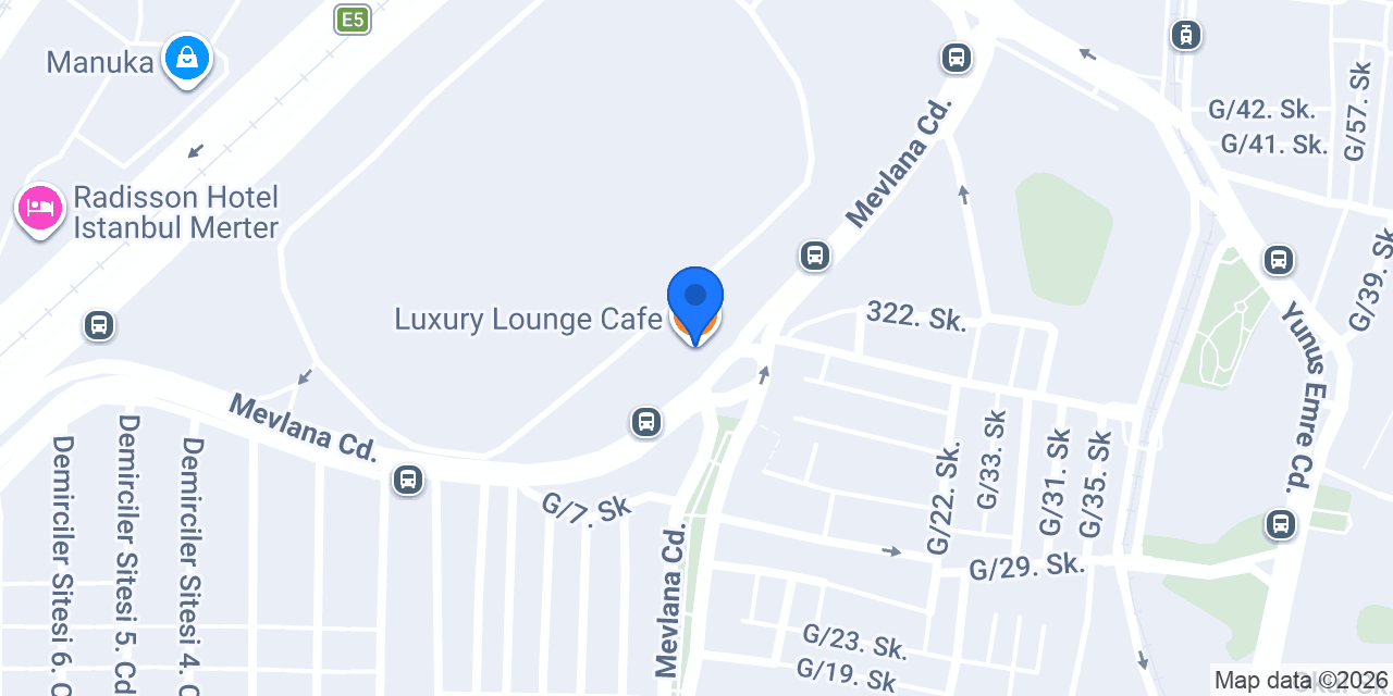 Luxury Lounge Cafe konumu